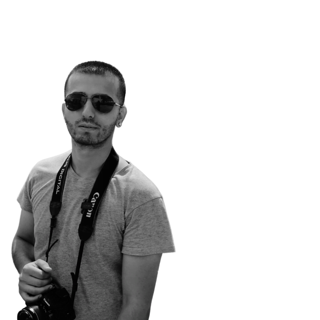"Mehdi and camera on photography page"